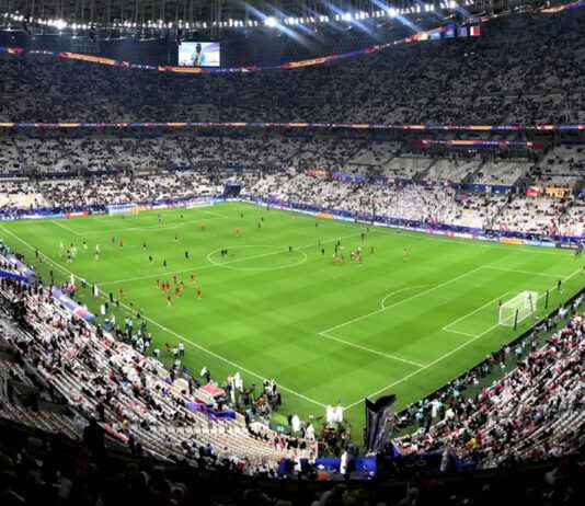 Man City Vs Chelsea F.C. Lineups: Shocking Star Picks Revealed! Football Lineups