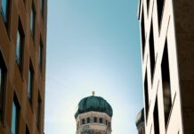 Feyenoord Vs Bayern Munich Lineups: Shocking Starters Revealed